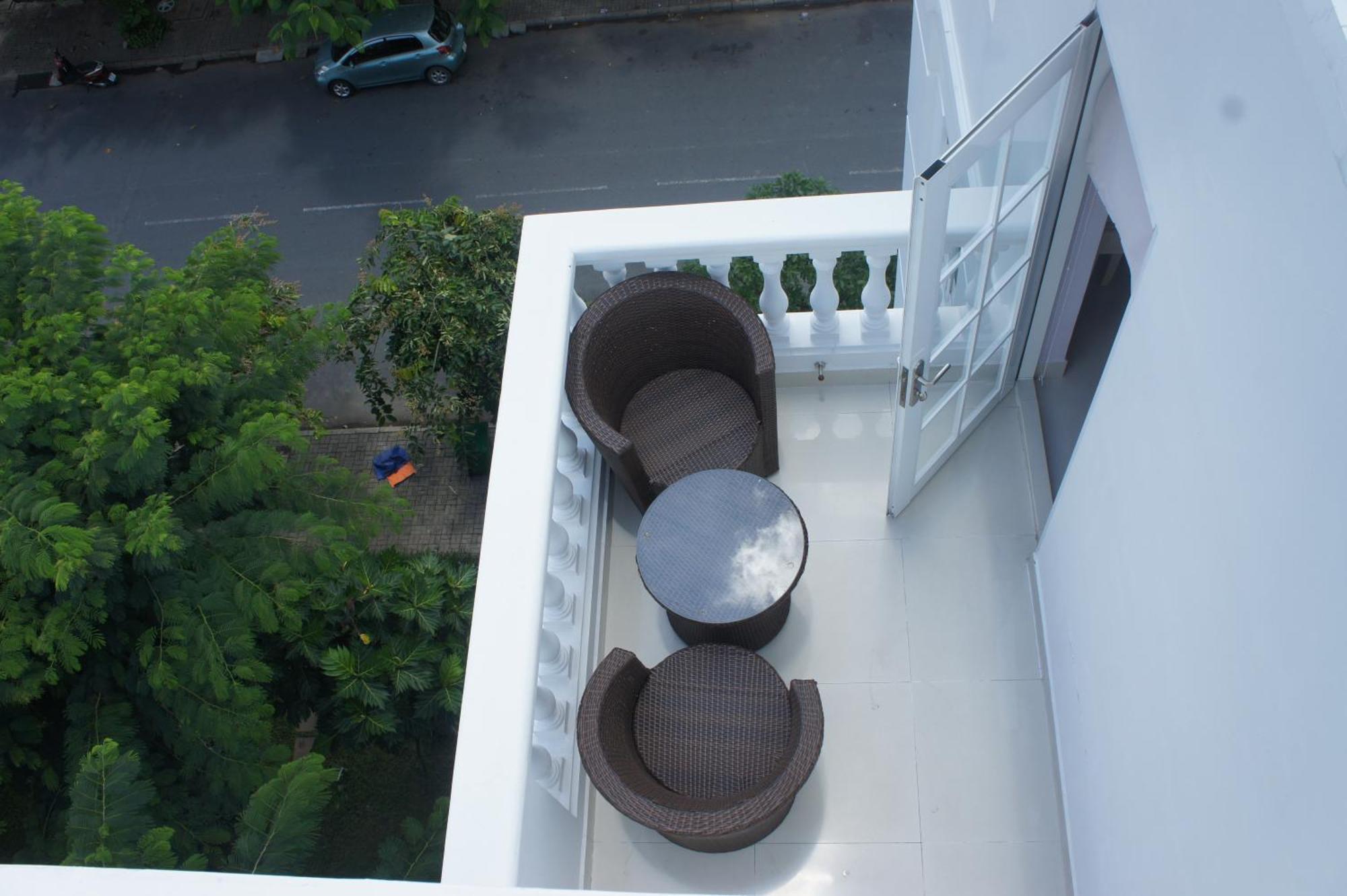 L'odéon Phu My Hung 3* TP. Hồ Chí Minh
